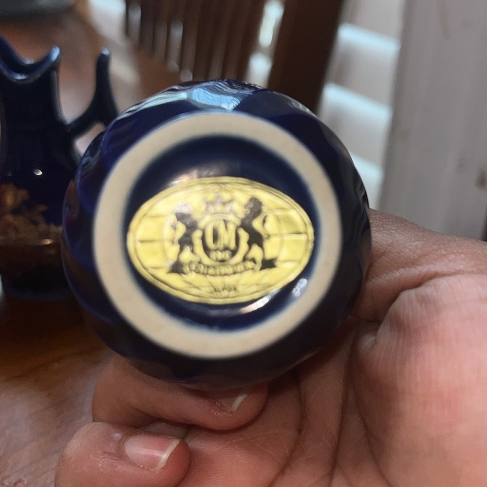 Vintage Chadwick Mini Cobalt Blue And Gold Floral Bud Vases Porcelain Set of 2 - Picture 3 of 4